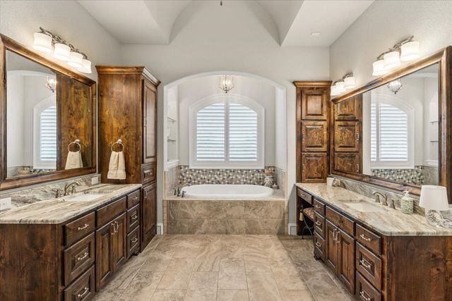 7916 Modena Drive, Fort Worth, TX 76126