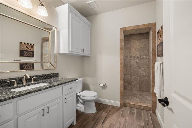 7916 Modena Drive, Fort Worth, TX 76126