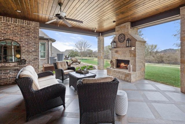 7916 Modena Drive, Fort Worth, TX 76126