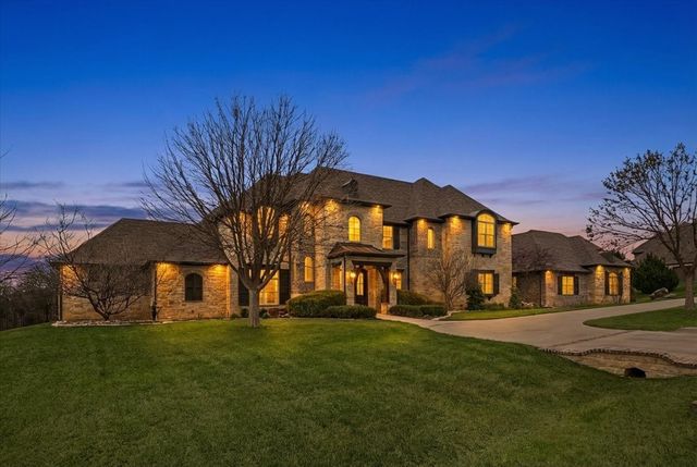 7916 Modena Drive, Fort Worth, TX 76126