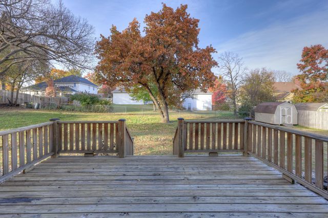 2137 E 36th Street, Joplin, MO 64804