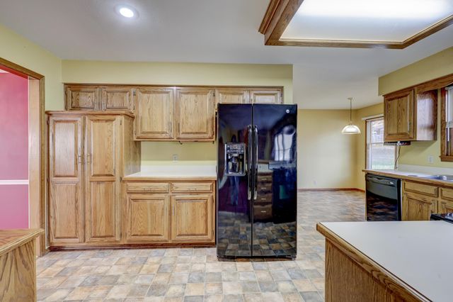 2137 E 36th Street, Joplin, MO 64804