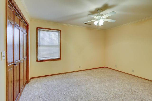 2137 E 36th Street, Joplin, MO 64804