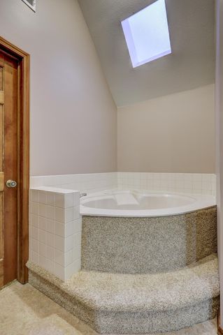 2137 E 36th Street, Joplin, MO 64804