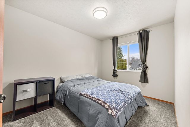 1316 S Pierce Rd, Spokane Valley, WA 99206