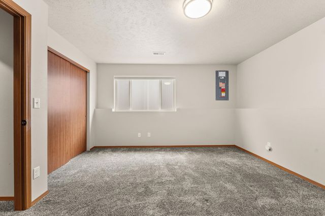 1316 S Pierce Rd, Spokane Valley, WA 99206