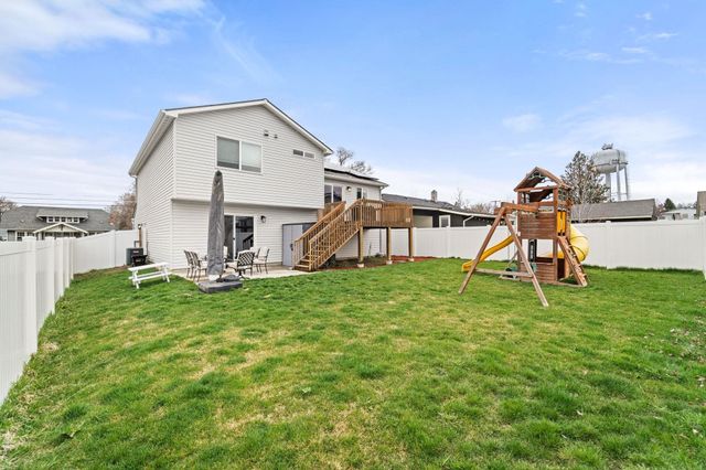 1316 S Pierce Rd, Spokane Valley, WA 99206