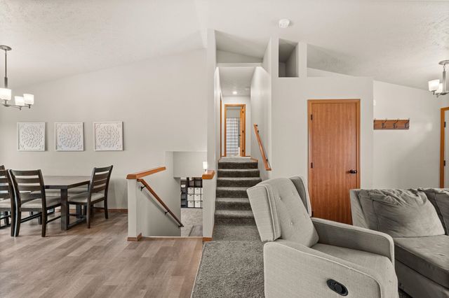 1316 S Pierce Rd, Spokane Valley, WA 99206