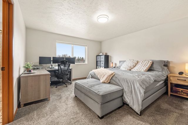 1316 S Pierce Rd, Spokane Valley, WA 99206