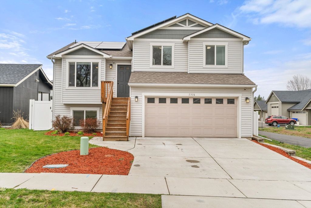 1316 S Pierce Rd, Spokane Valley, WA 99206