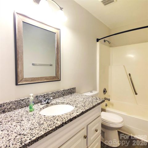5101 Glenview Court, Charlotte, NC 28215