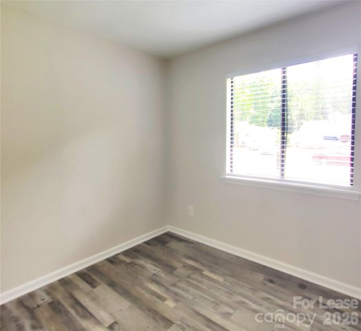 5101 Glenview Court, Charlotte, NC 28215