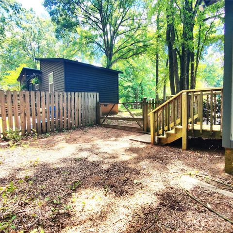 5101 Glenview Court, Charlotte, NC 28215
