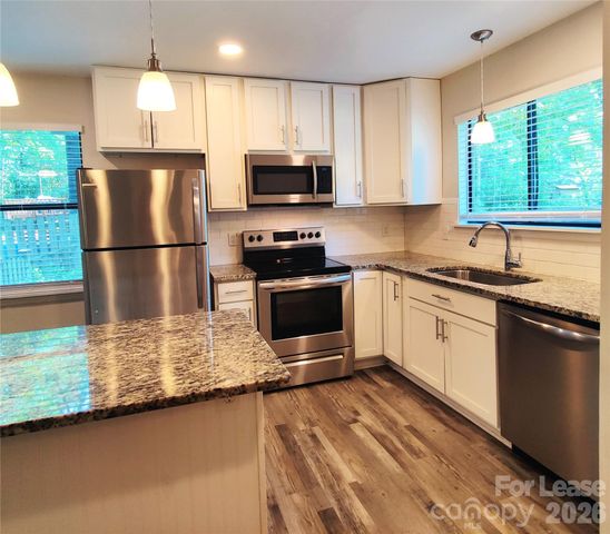5101 Glenview Court, Charlotte, NC 28215