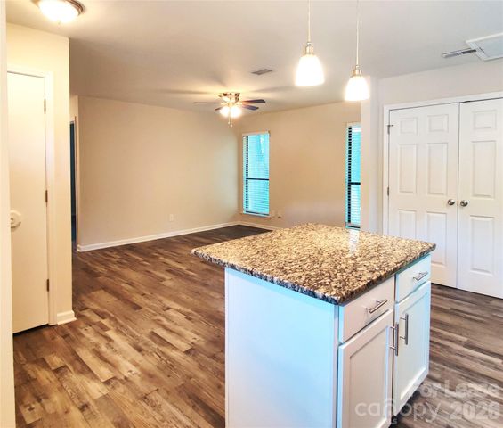 5101 Glenview Court, Charlotte, NC 28215