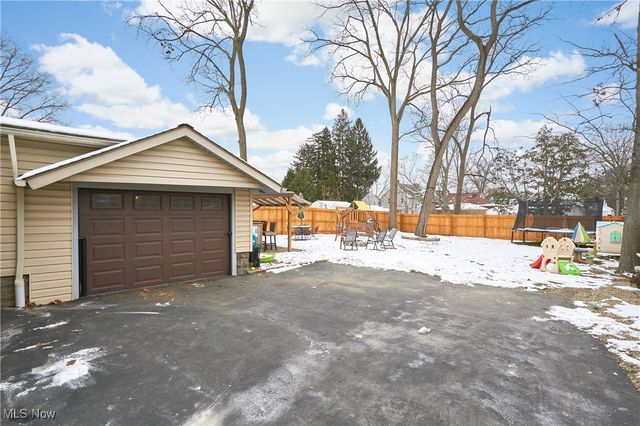 1840 6th Street, Cuyahoga Falls, OH 44221