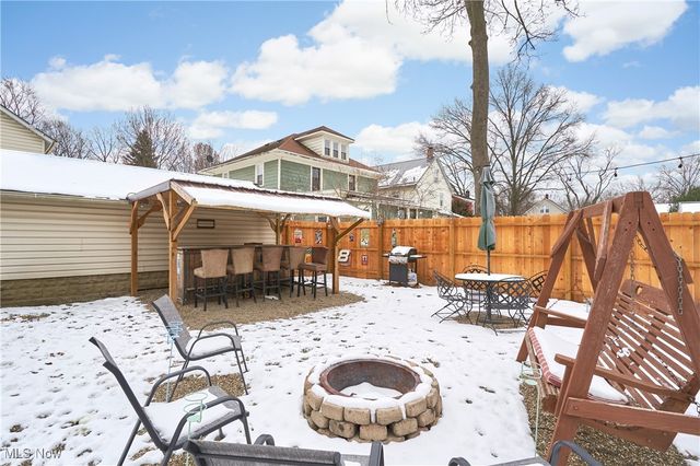 1840 6th Street, Cuyahoga Falls, OH 44221