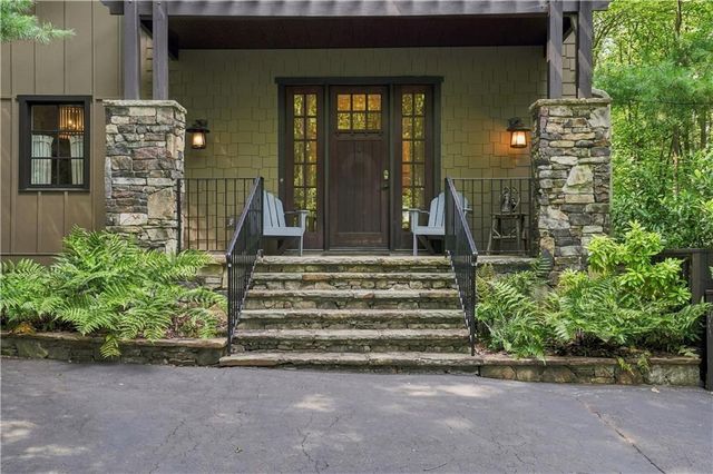 64 Gentle Dove Walk, Big Canoe, GA 30143