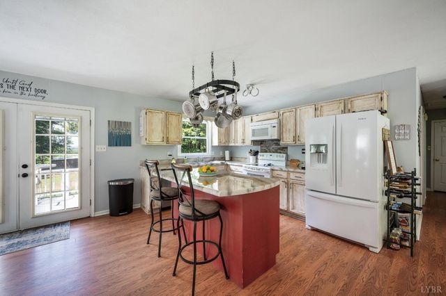 3105 Horseshoe Road, Appomattox, VA 24522