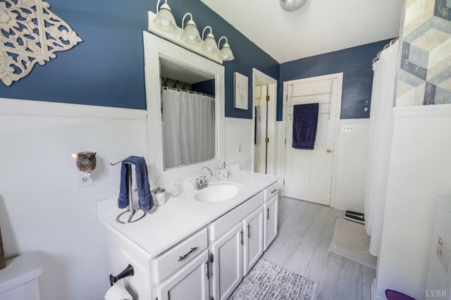 3105 Horseshoe Road, Appomattox, VA 24522