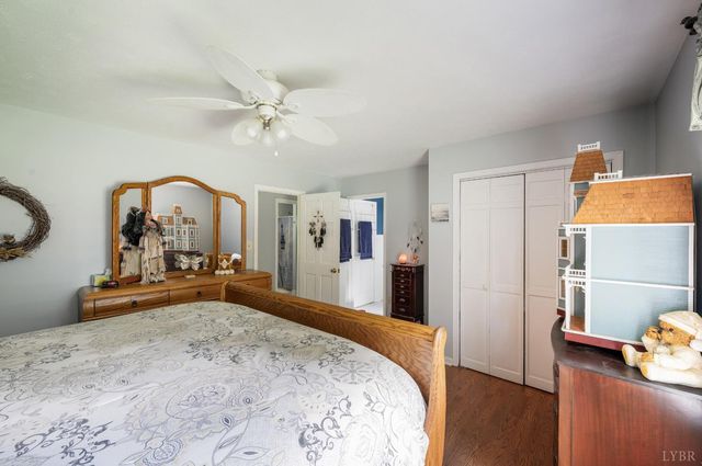 3105 Horseshoe Road, Appomattox, VA 24522