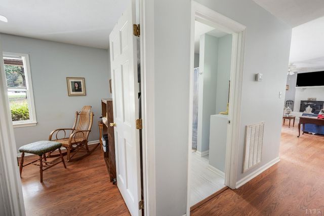 3105 Horseshoe Road, Appomattox, VA 24522