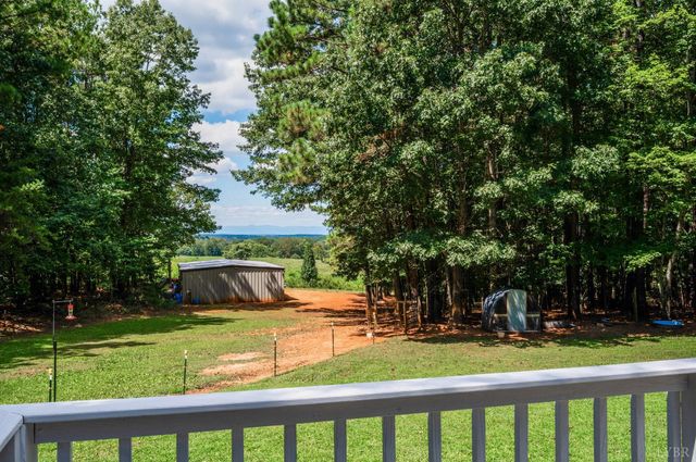 3105 Horseshoe Road, Appomattox, VA 24522