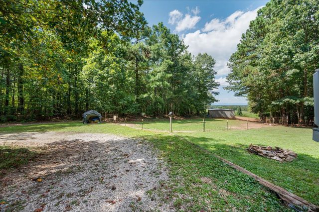 3105 Horseshoe Road, Appomattox, VA 24522