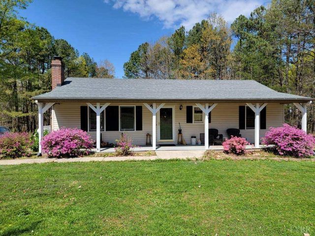 3105 Horseshoe Road, Appomattox, VA 24522