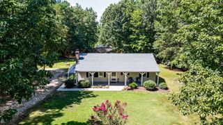 3105 Horseshoe Road, Appomattox, VA 24522