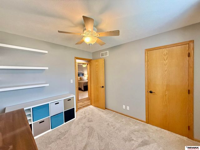 1420 SW 36th Street, Lincoln, NE 68522