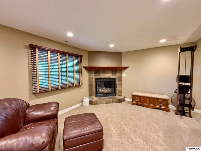 1420 SW 36th Street, Lincoln, NE 68522
