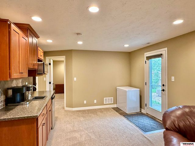 1420 SW 36th Street, Lincoln, NE 68522