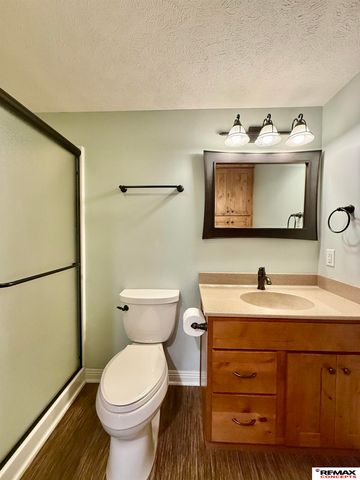 1420 SW 36th Street, Lincoln, NE 68522