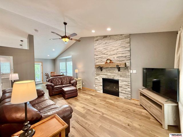 1420 SW 36th Street, Lincoln, NE 68522