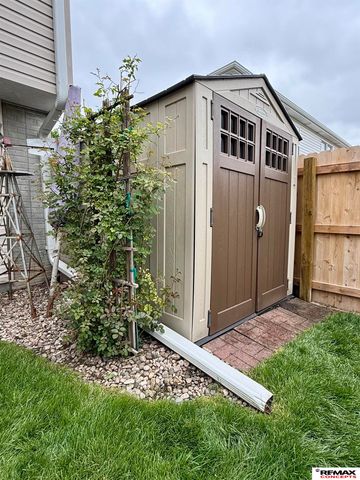 1420 SW 36th Street, Lincoln, NE 68522