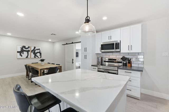 6413 E PARKVIEW Drive, Scottsdale, AZ 85257