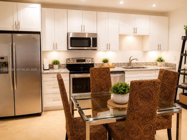 900 Meridian Ave 104, Miami Beach, FL 33139