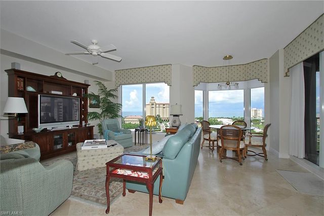 8787 Bay Colony DR # 906, Naples, FL 34108