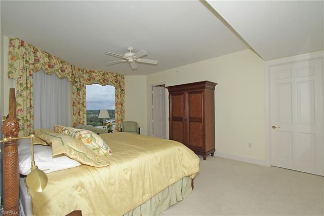 8787 Bay Colony DR # 906, Naples, FL 34108