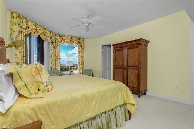 8787 Bay Colony DR 906, Naples, FL 34108