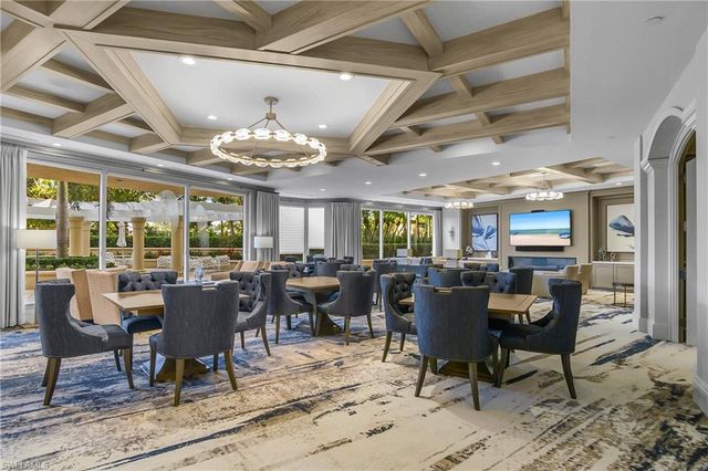 8787 Bay Colony DR 906, Naples, FL 34108