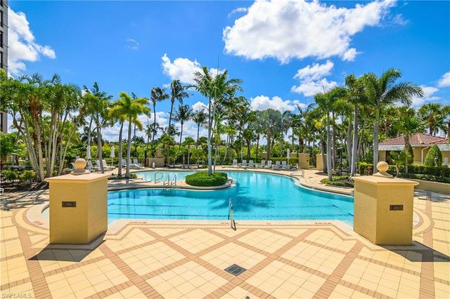 8787 Bay Colony DR 906, Naples, FL 34108