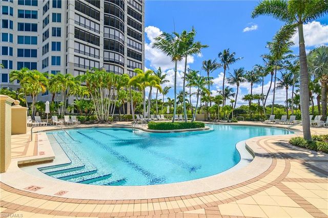 8787 Bay Colony DR 906, Naples, FL 34108