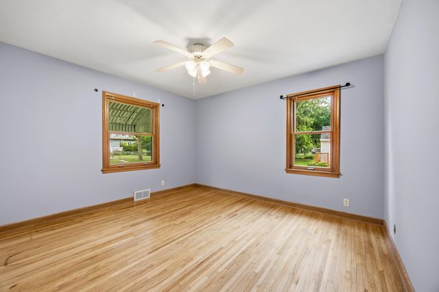 1951 Fremont Avenue E, Saint Paul, MN 55119