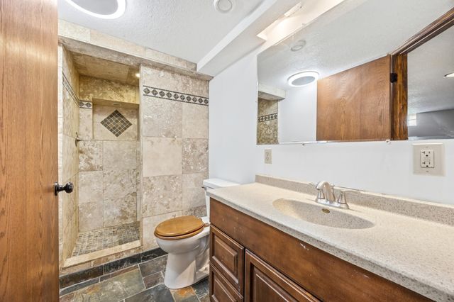 1951 Fremont Avenue E, Saint Paul, MN 55119