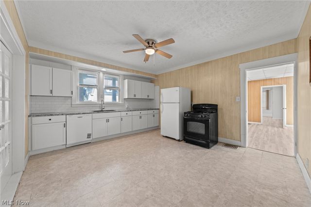 111 W Cuyahoga Falls Avenue, Akron, OH 44310