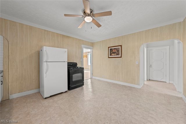 111 W Cuyahoga Falls Avenue, Akron, OH 44310
