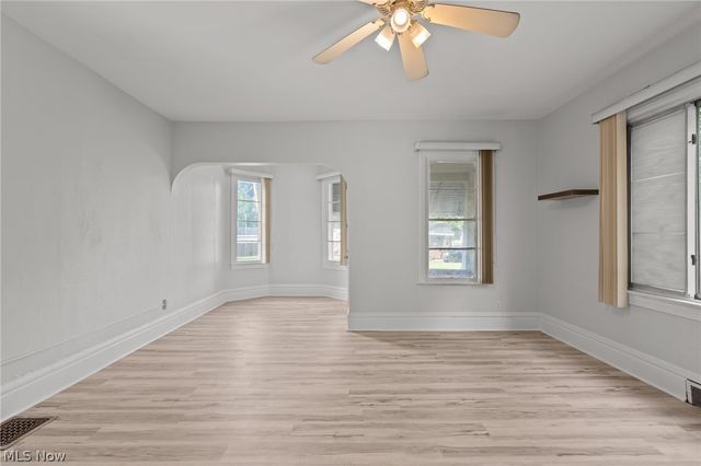 111 W Cuyahoga Falls Avenue, Akron, OH 44310
