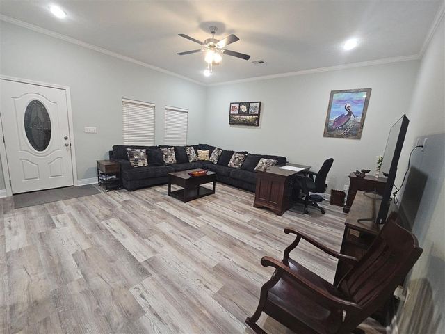 381 Ann Terrace, Westlake, LA 70669